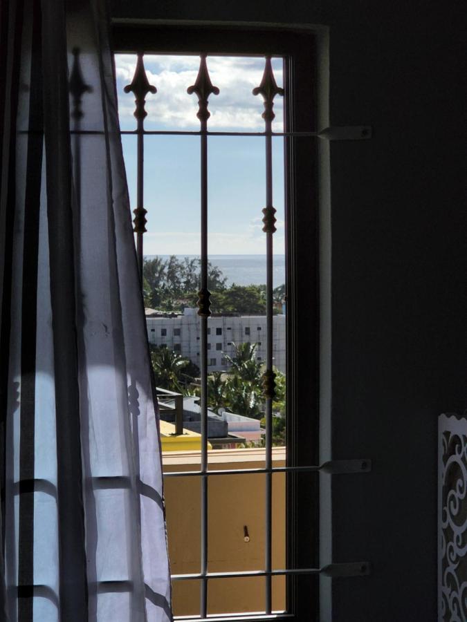 Sunsetview Beach Apartment Flic en Flac Екстер'єр фото