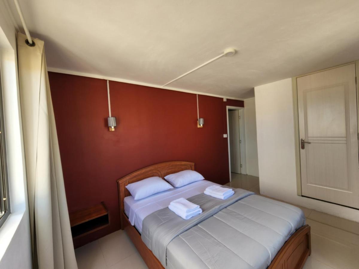 Sunsetview Beach Apartment Flic en Flac Екстер'єр фото